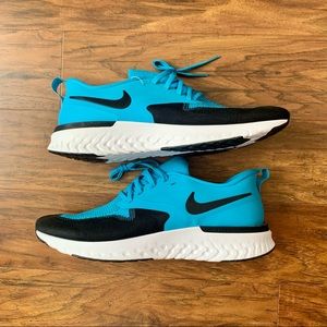 Men’s Nike Odyssey React Flyknit Running Shoes Sz13